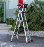 SCALA CON PIATTAFORMA PLS FARAONE