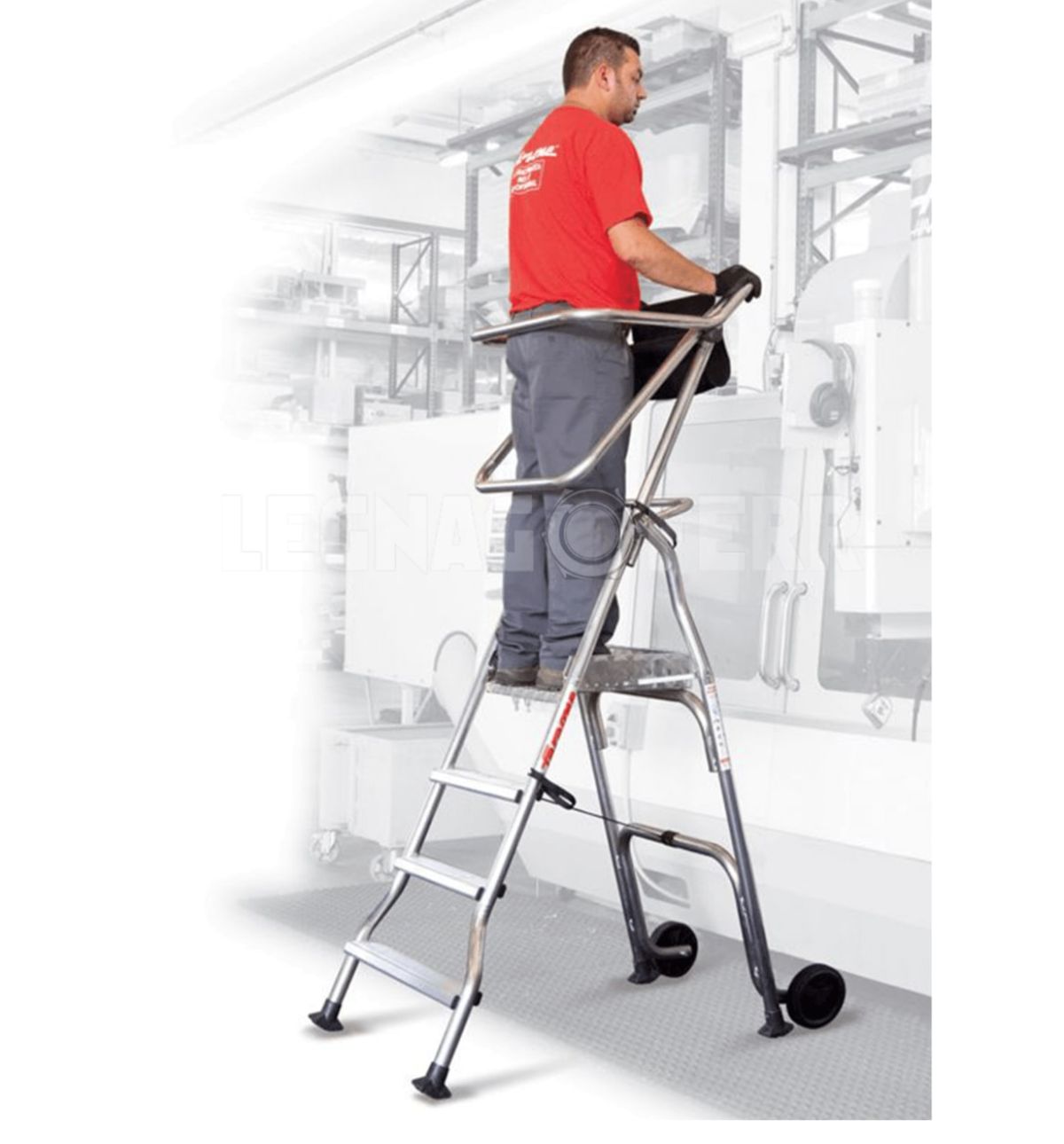 SCALA IN ALLUMINIO PROFESSIONALE PL CON PIATTAFORMA FARAONE SCALA IN ALLUMINIO PROFESSIONALE PL CON PIATTAFORMA FARAONE