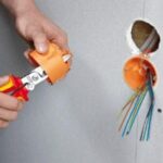 PINZA MULTIFUNZIONE PER ELETTRICISTI 200MM KNIPEX 13 96 200