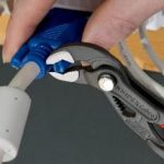 PINZA KNIPEX COBRA 125MM 87 01 125 REGOLABILE PER TUBI E DADI