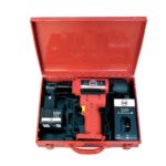 rivettatrice a batterie al litio con valigetta